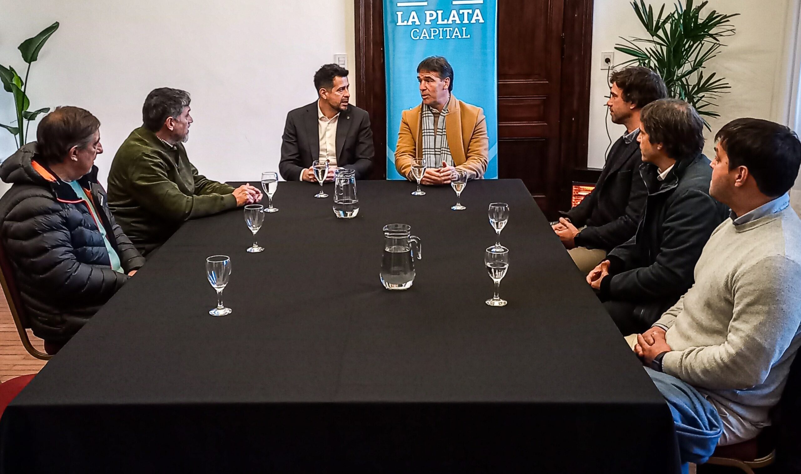 Acuerdo para disputar las definiciones de los Play Offs de División Superior en La Plata RC
